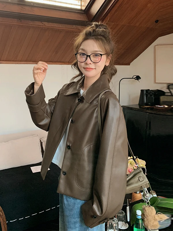 Cé Brown PU Leather Jaet Women's ort Sle Spring 2025 New Faion Ele High-End Feel Commute Wind Straight Tube