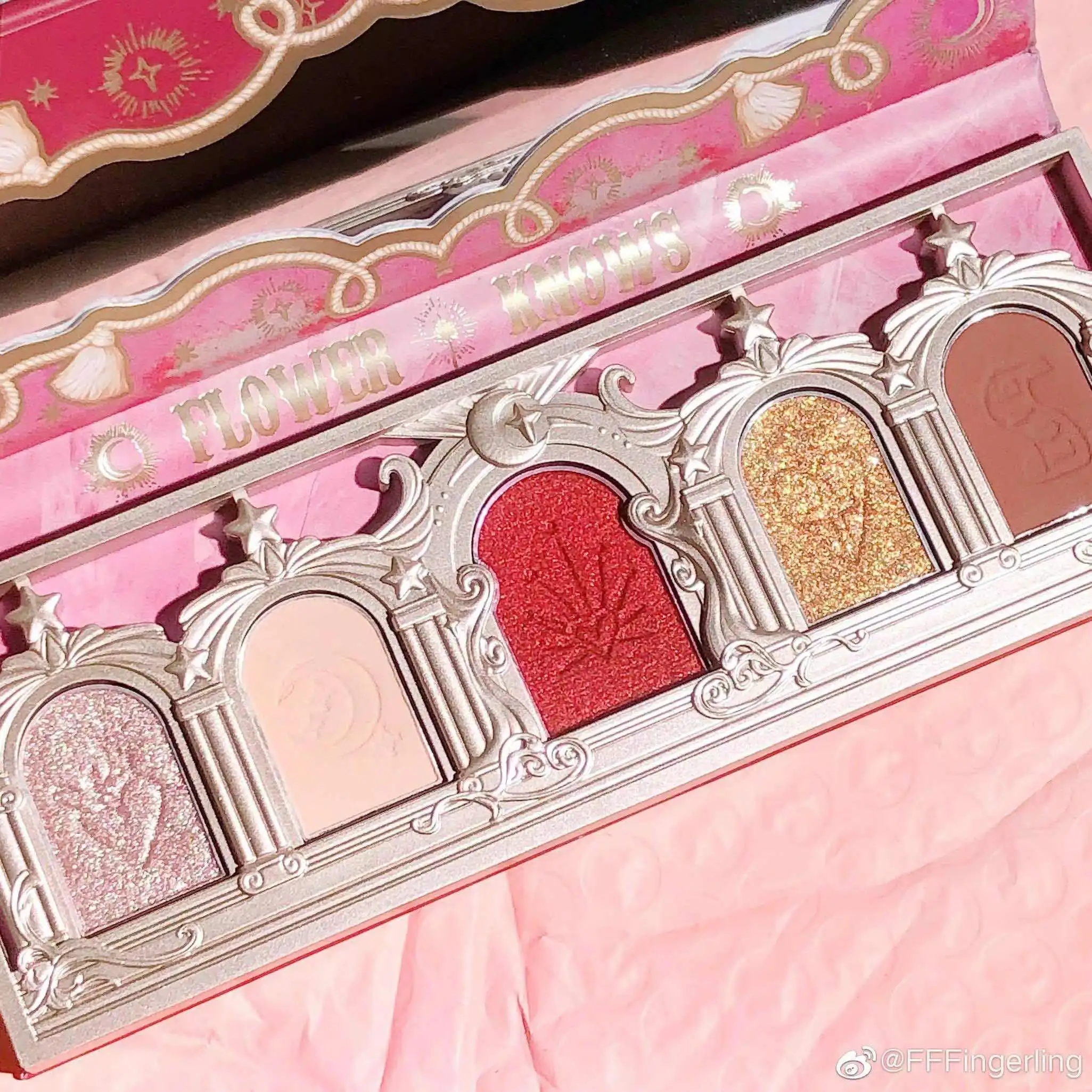 Paleta Cieni do Powiek Flower Knows Unicorn Five-Color Matte Glitter Earthy Colors