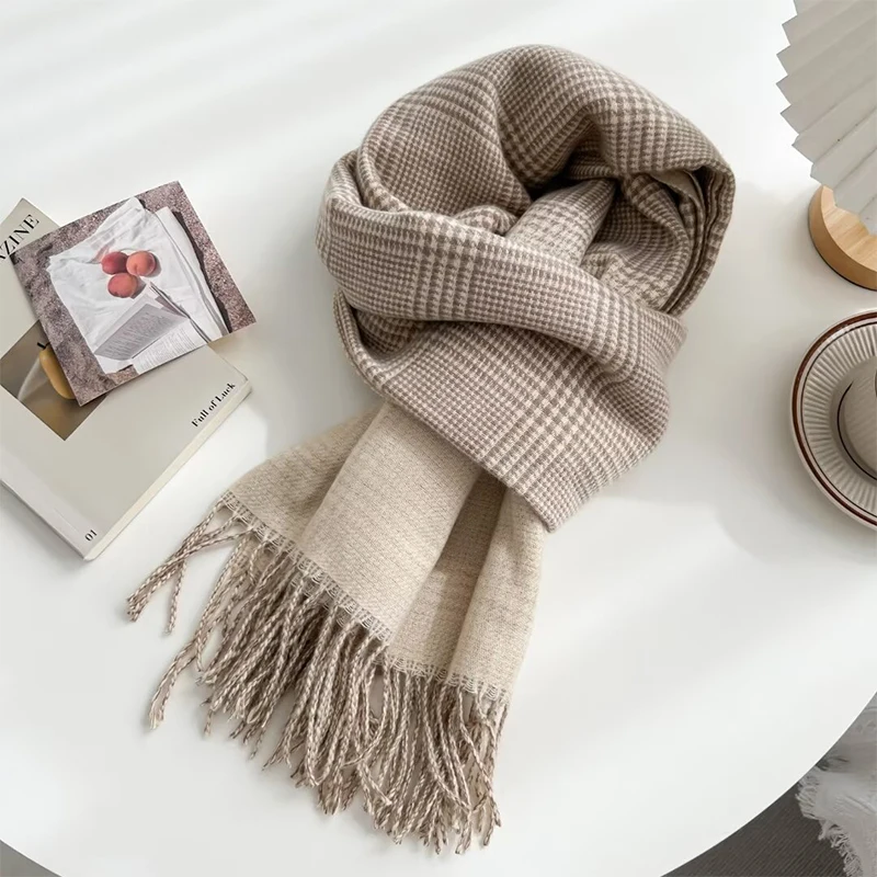 Retro Plaid Scarf Korean version of the new color matching cashmere shawl for women winter thickened warm scarf