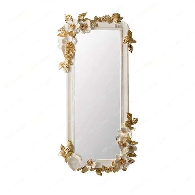 XXFull body, home full-length mirror, carved decorative mirror hanging horizontally in the background of the living room