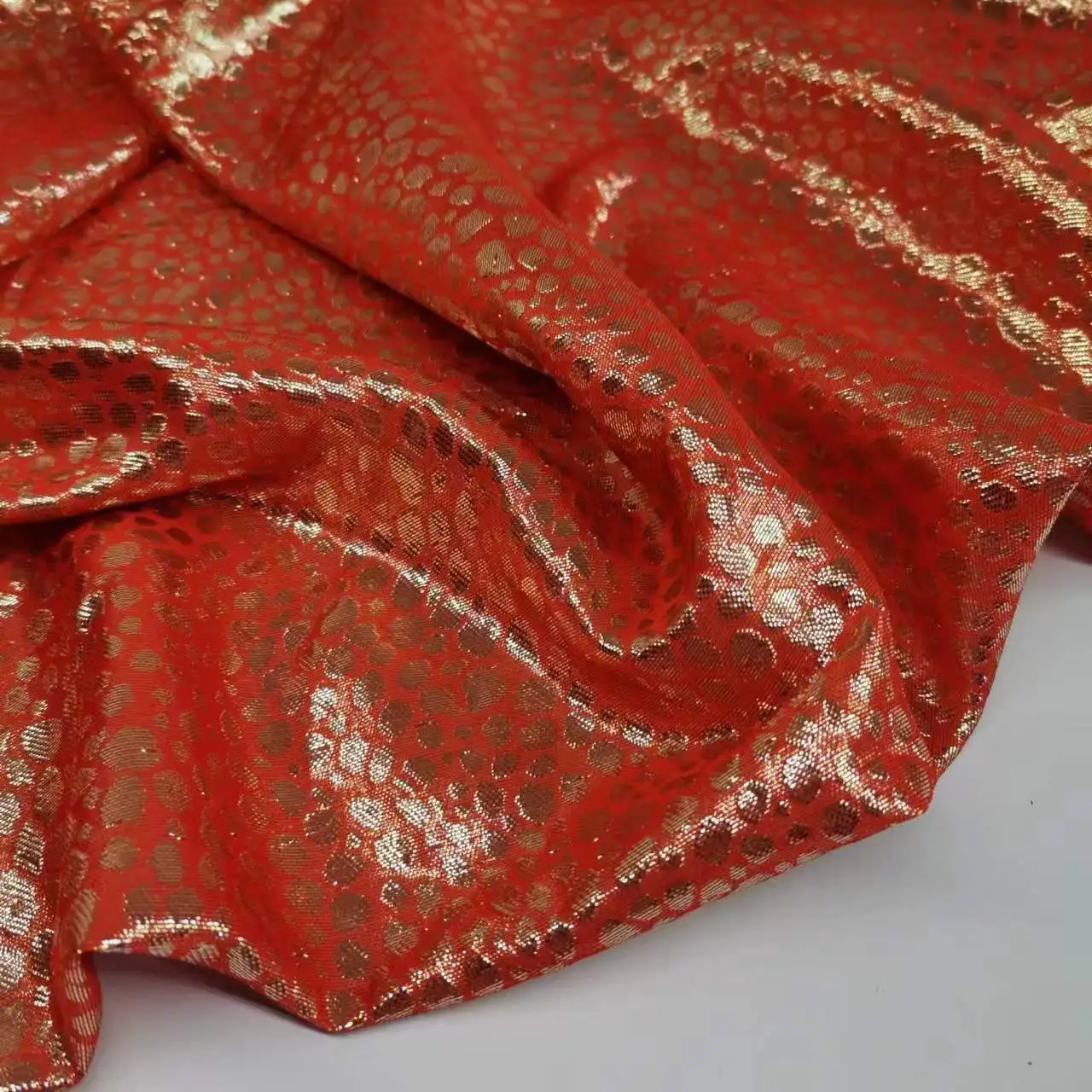 Big Deal Lurex Silk Metallic 8mm Fabric For Dirac Cosplay Dancing Saree Material