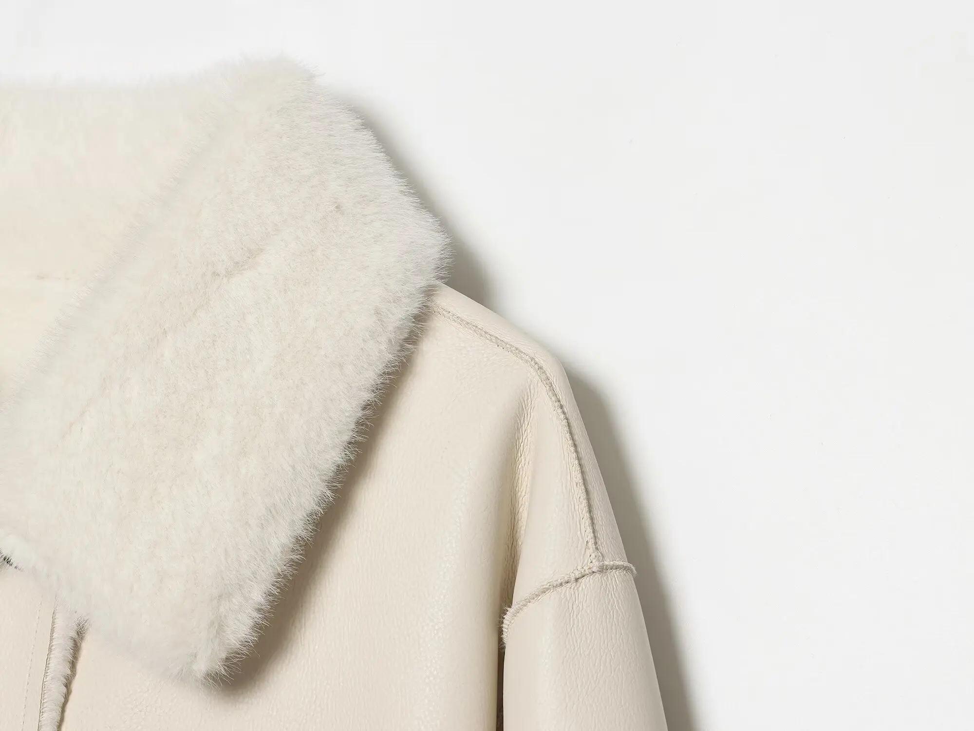 KONDALA Damen Vintage Chic Kunstpelz- & Lederjacke Elegante Doppelseitige Wendbare Jacke 2026 Herbst Winter Pendler-Freizeitmantel – Detail 16
