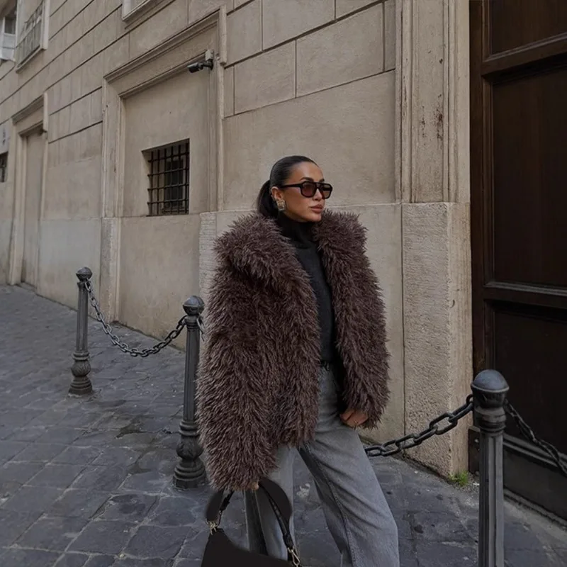 Fl 2025 inverno lulicore moda marrom casaco de pele do falso feminino chique outono quente fofo jaqueta de pele de ovelha grande gola de pele novo