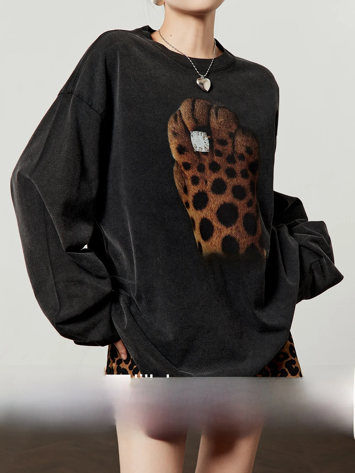 

Свободная женская футболка Long Sve с леопардовым принтом, повседневная, хлопковая, 00% дышащая, удобная, осень 2023, Новое поступление