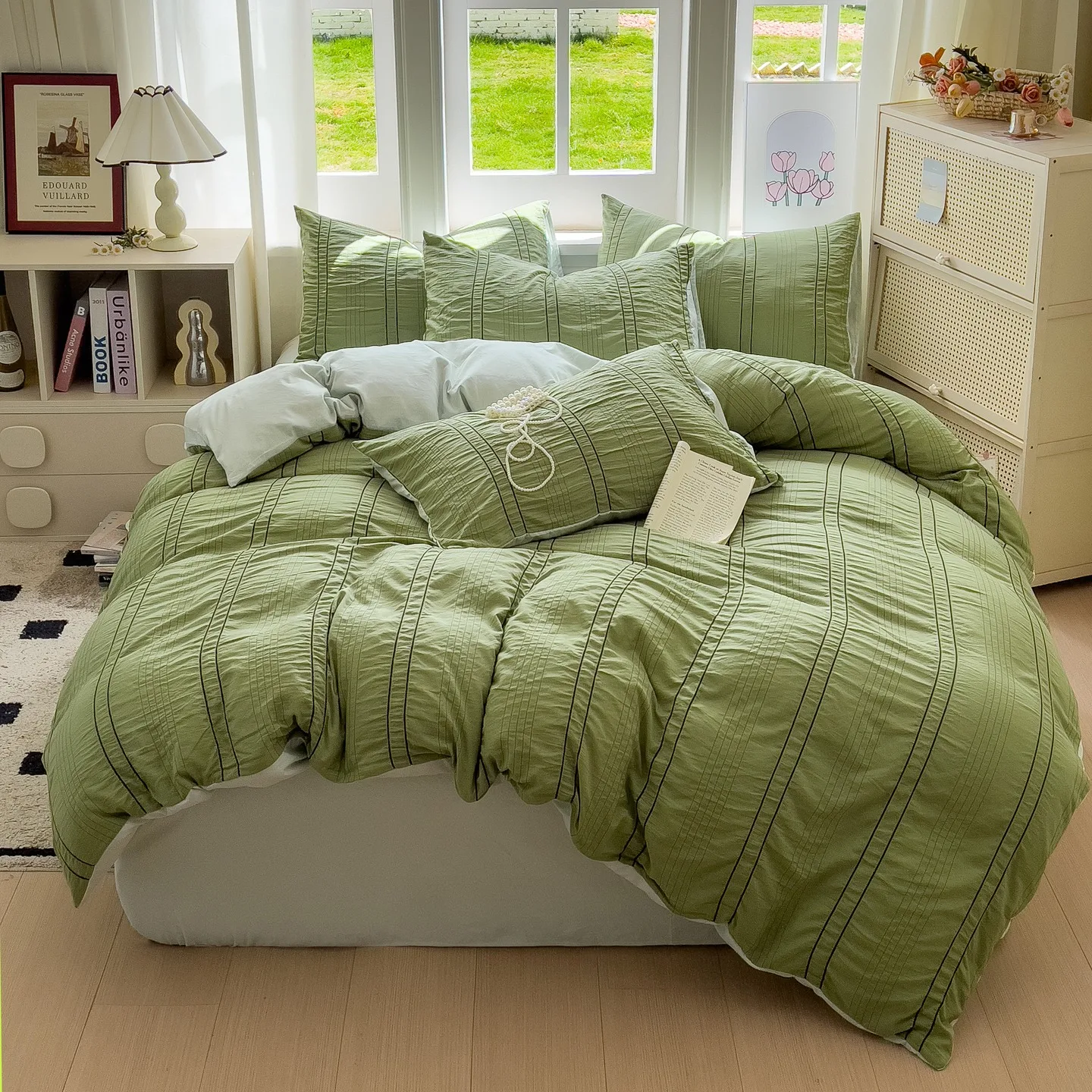 3pcs Matcha Green Striped Duvet Cover Set (1 Duvet Cover + 2 Pillowcases, No Comforter or Pillow Inserts Included)