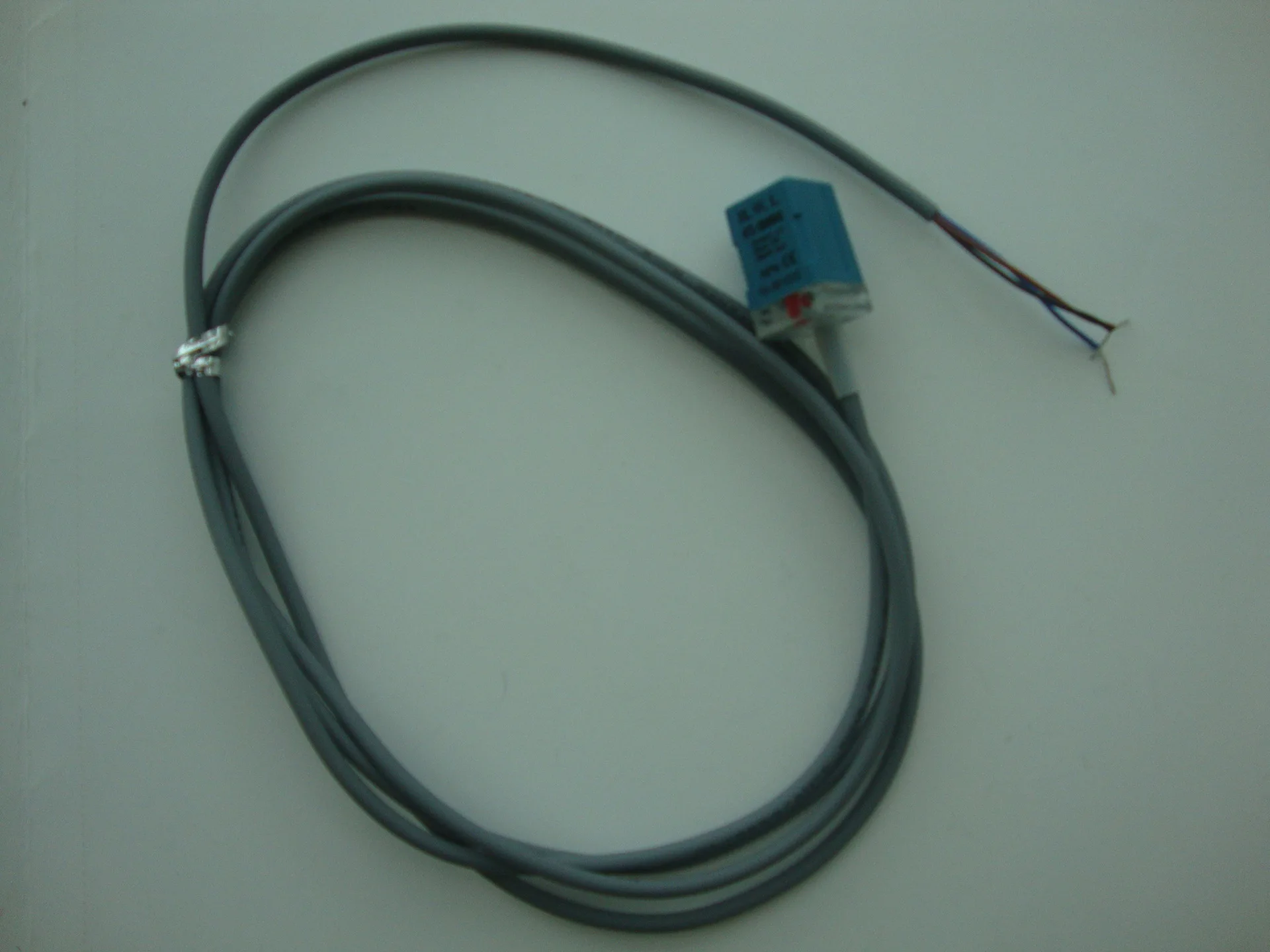 HWL Square Proximity Switch HTL-Q08N1S Spot Hot-selling 8mm Detection Distance DC Power Supply Original Import