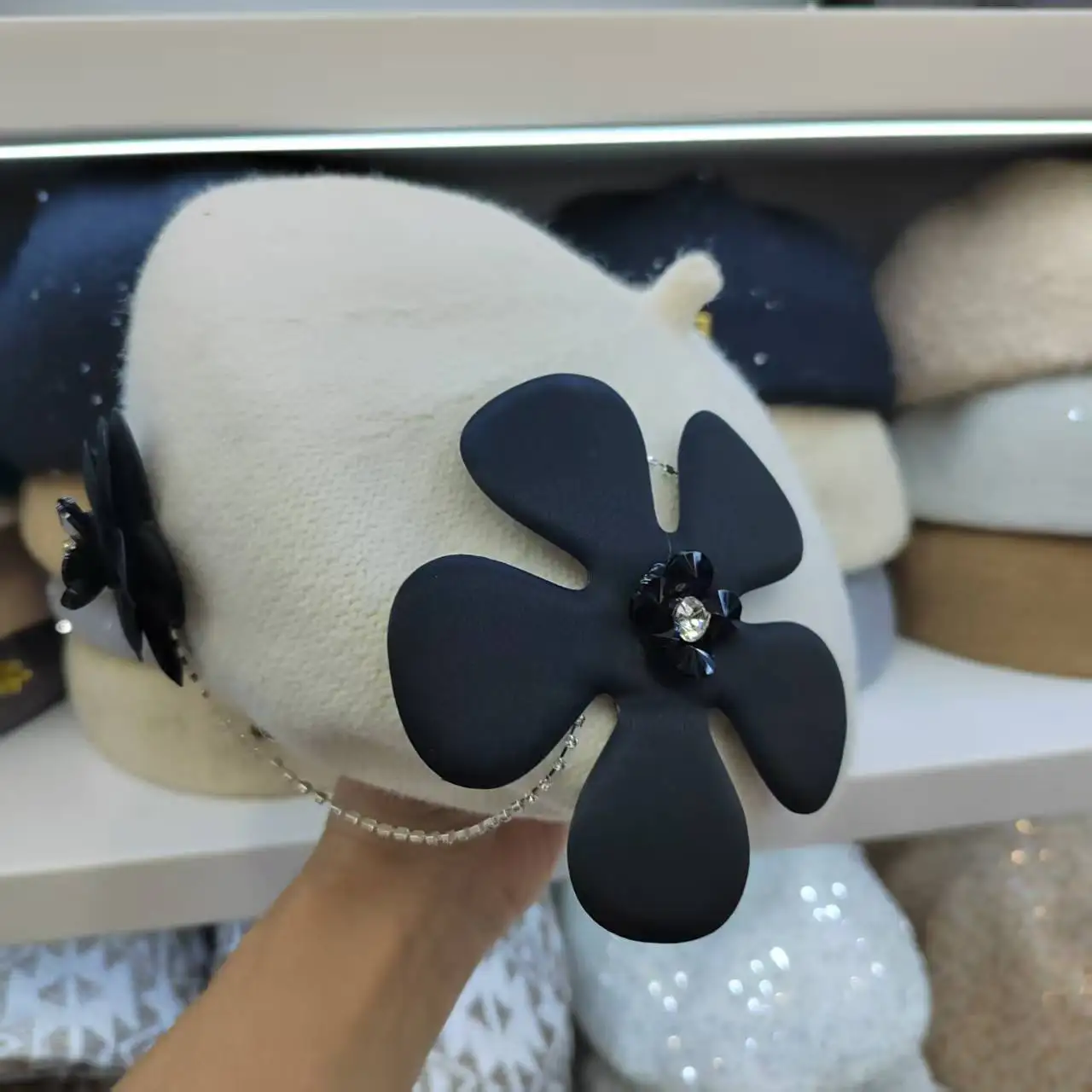 MAXSITI U مزاجه الحجاب قبعات البيريه للنساء الدافئة الحياكة الشتاء قبعة 2025 جديد ريترو موضة الرسام قبعة قبعات للسيدات #3