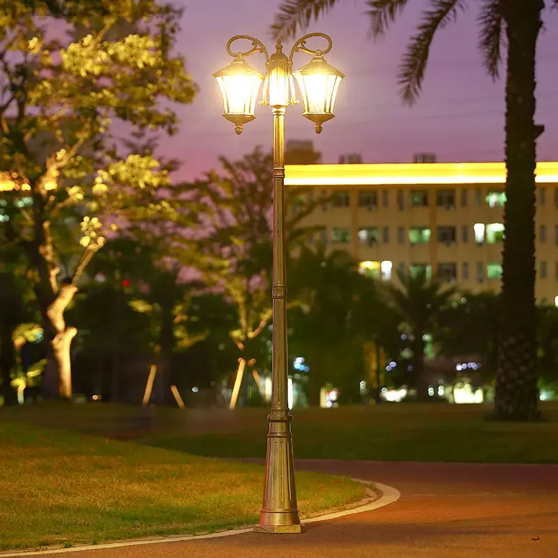 Luces de calle al aire libre impermeables, lámparas de camino de patio, estilo europeo, Retro, comunidad, doble Hogar, poste alto, jardín