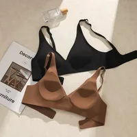 Parte de atrás bonita, ropa interior Invisible sin costuras, pecho grande para mujer, recogida de pecho pequeño, sujetador inalámbrico Sexy con pecho lateral