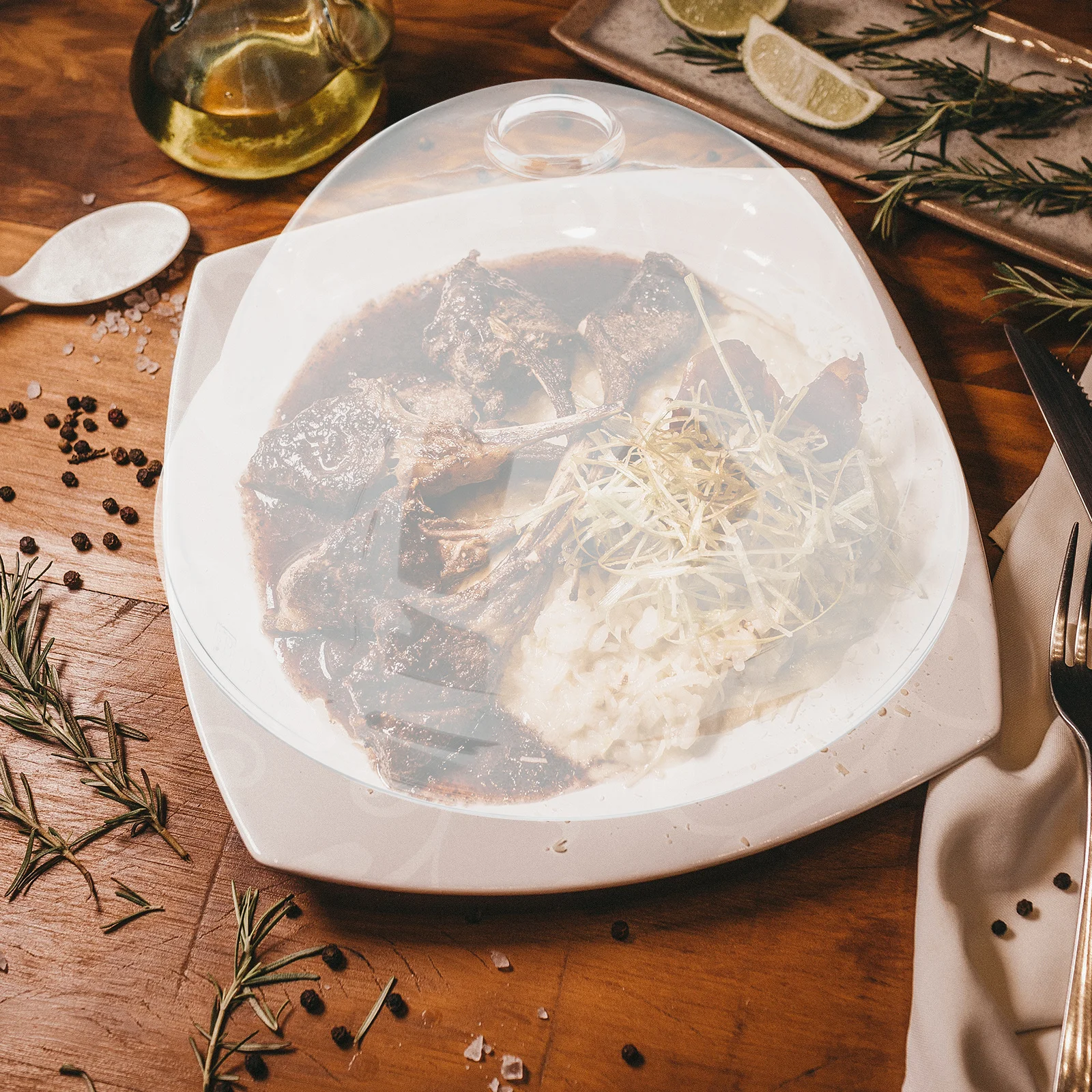 

1pc Transparent Round Food Cover Pc Lid For Cake Snack Display Protection Household Dessert Preservation Meal Cover Insulation