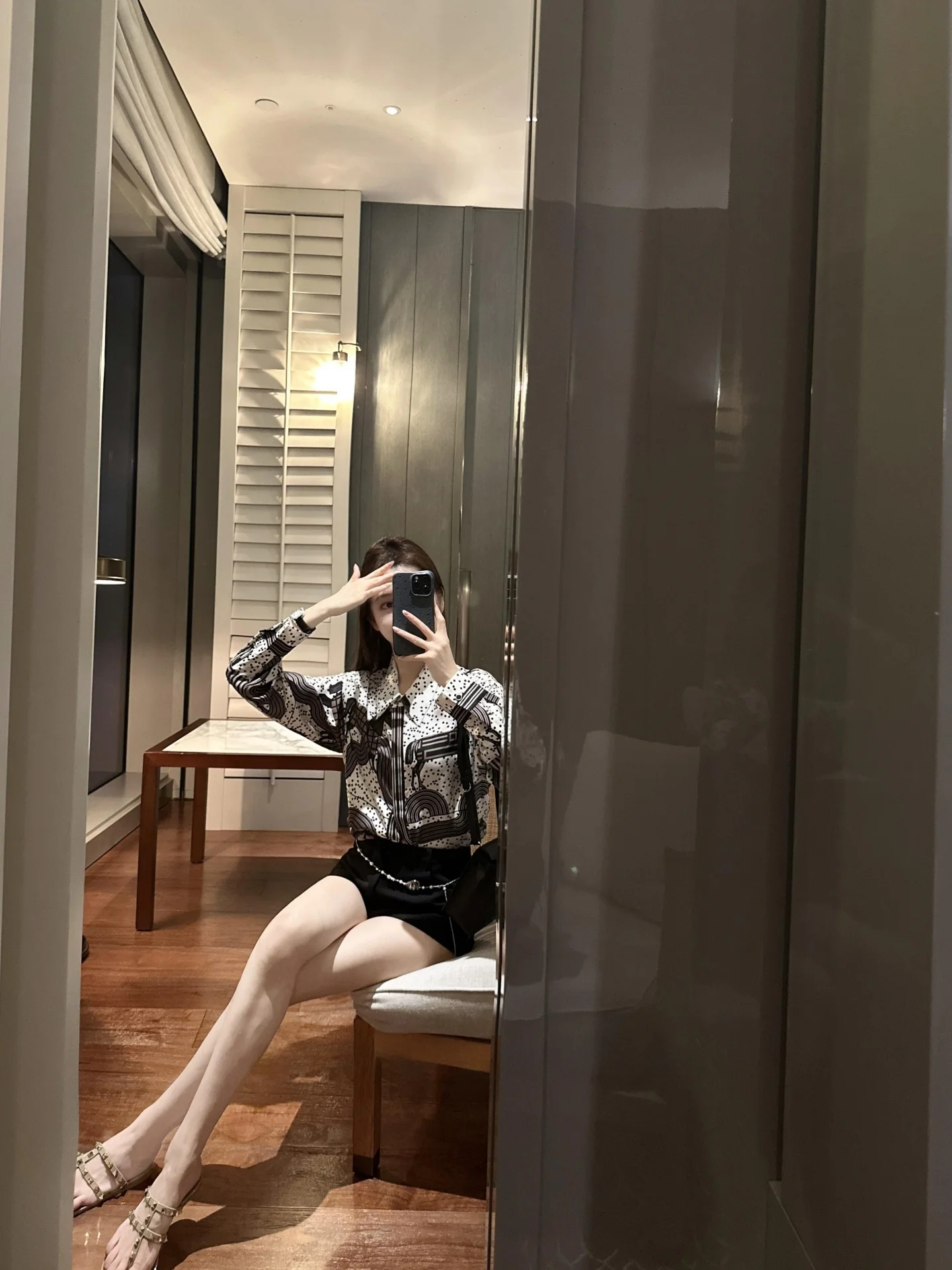 

High-End Version H-Sle Vintage Simulation Silk irt Loose Long Sve Turn-down Collar Top for Women Commute Sle