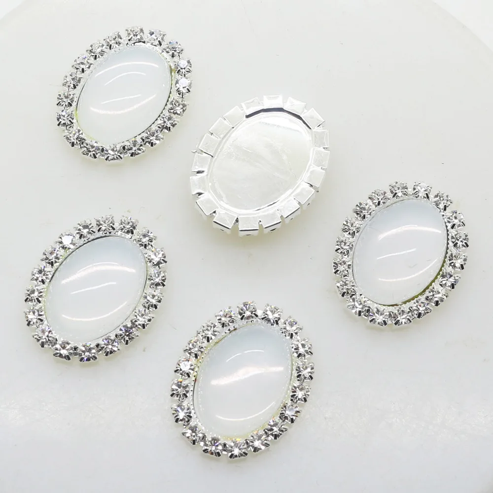 Vendita In Edizione Limitata 10pcs 25*20mm Ovale gioielli Fai Da Te Accessori Piastra di Strass Invito A Nozze Accessori di Abbigliamento