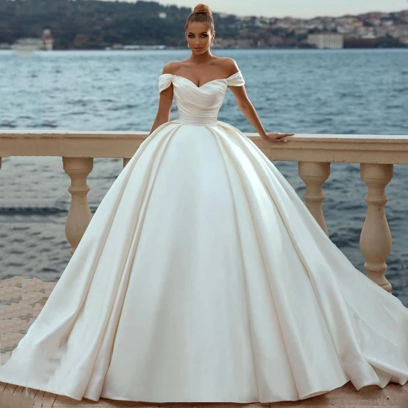 White Wedding Dresses 2026 Off Shoulder Sweep Train Bride Dress Lace Up Back Satin Wedding Evening Gowns Plus Size