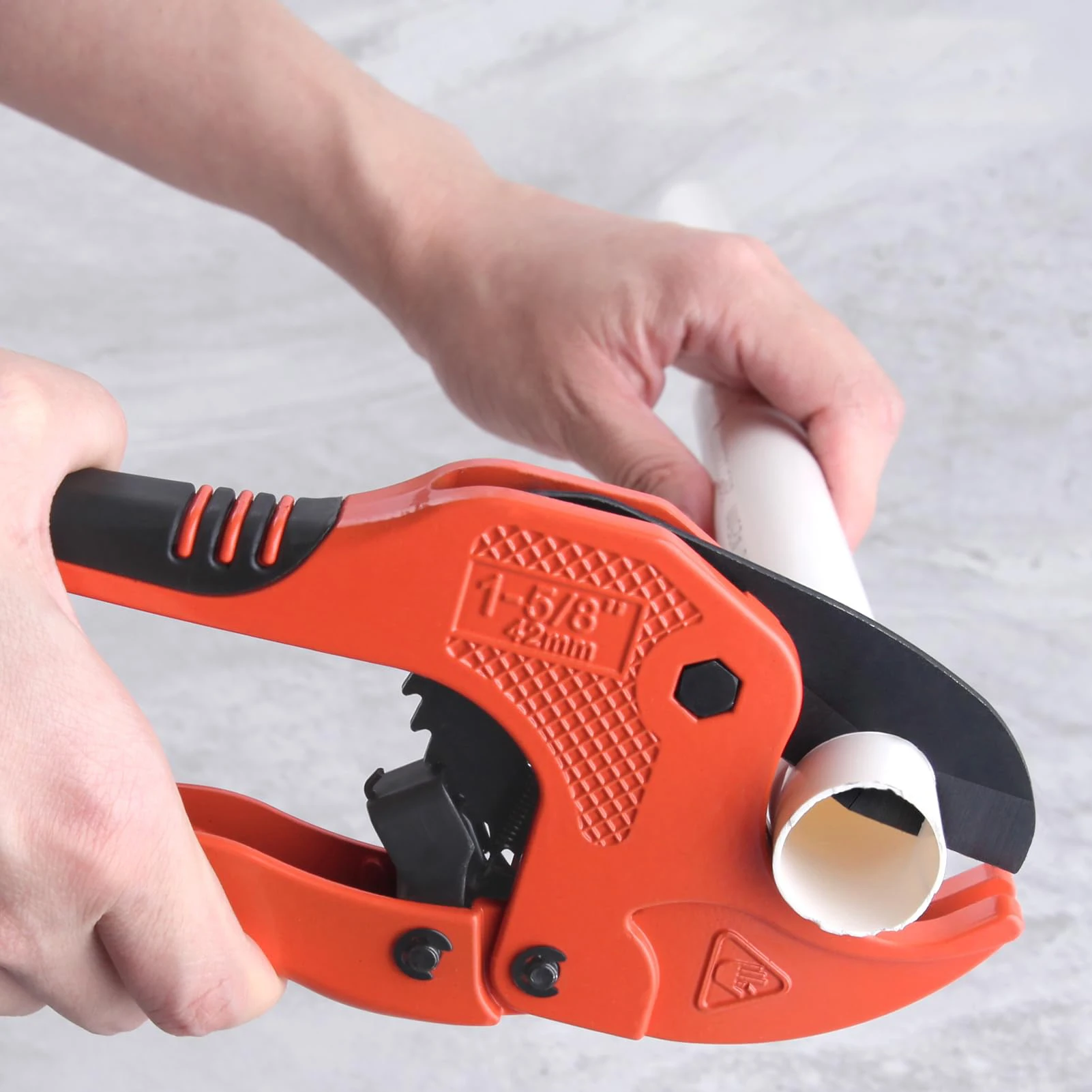 أدوات قطع الأنابيب البلاستيكية DIY خفيفة الوزن وسهلة الاستخدام أداة القطع السريعة للسباكة والعمل الكهربائي #1