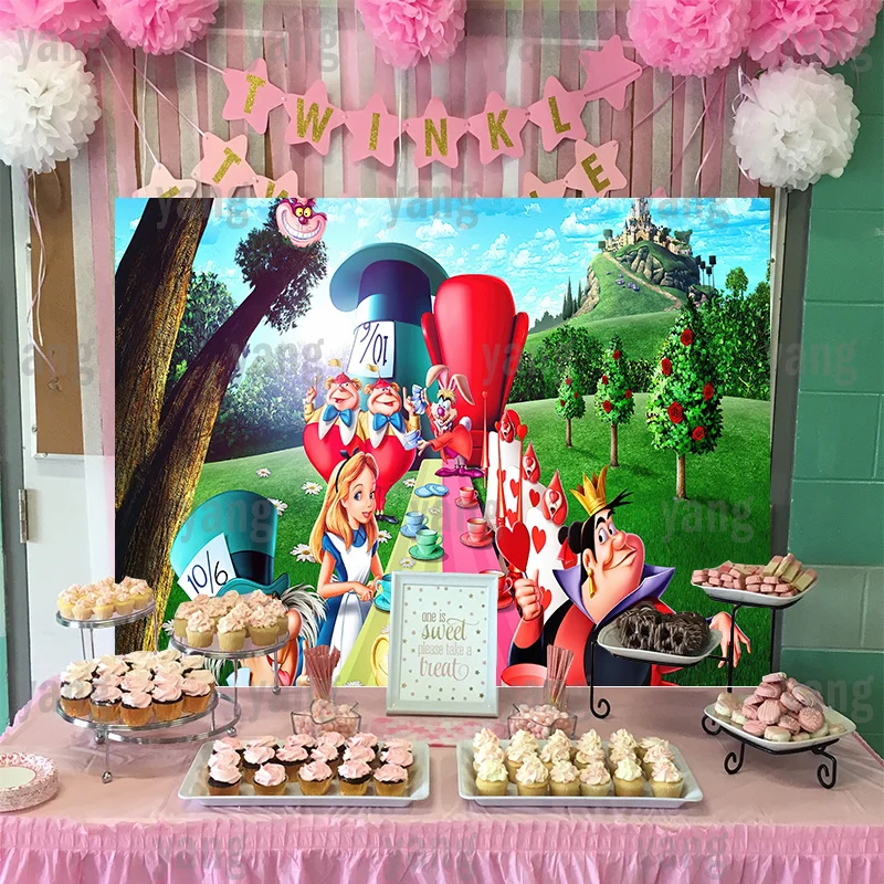 การ์ตูนดิสนีย์เจ้าหญิงเด็กผู้หญิงฉากหลังกลางแจ้ง Happy เอลฟ์ Dinner Party ตกแต่ง Alice In Wonderland พื้นหลังแบนเนอร์