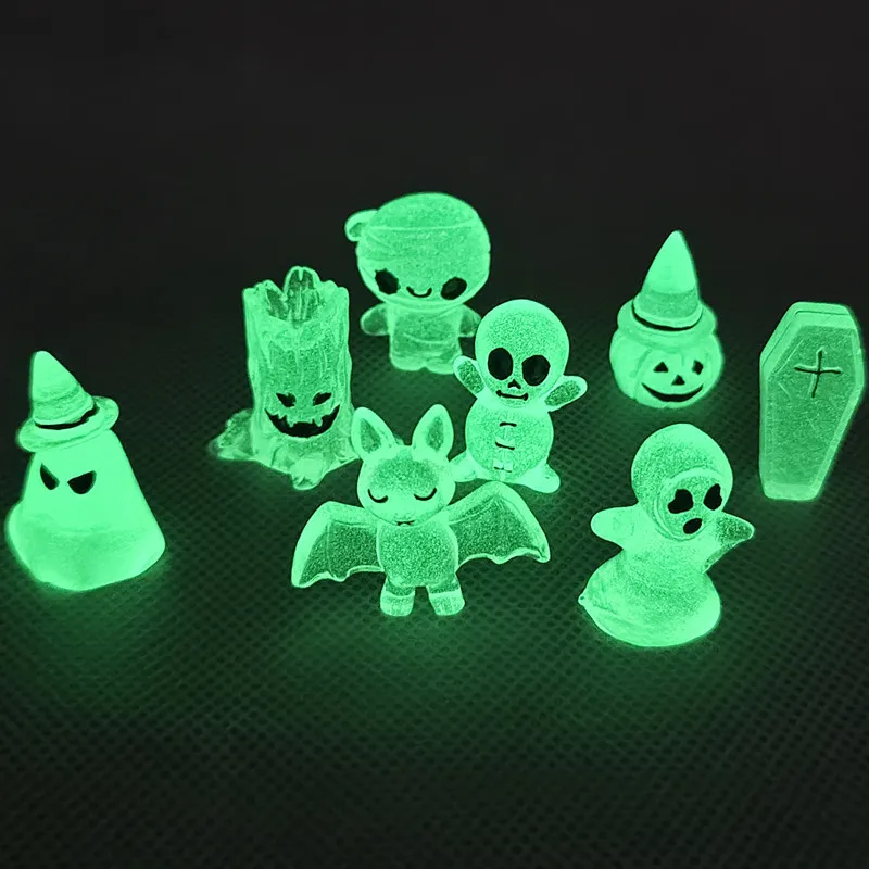 

Glow Resin Halloween Car Accessories Ghost Skull Pumpkin Party Cartoon Props Car Center Console Decorations Micro Landscape Gift