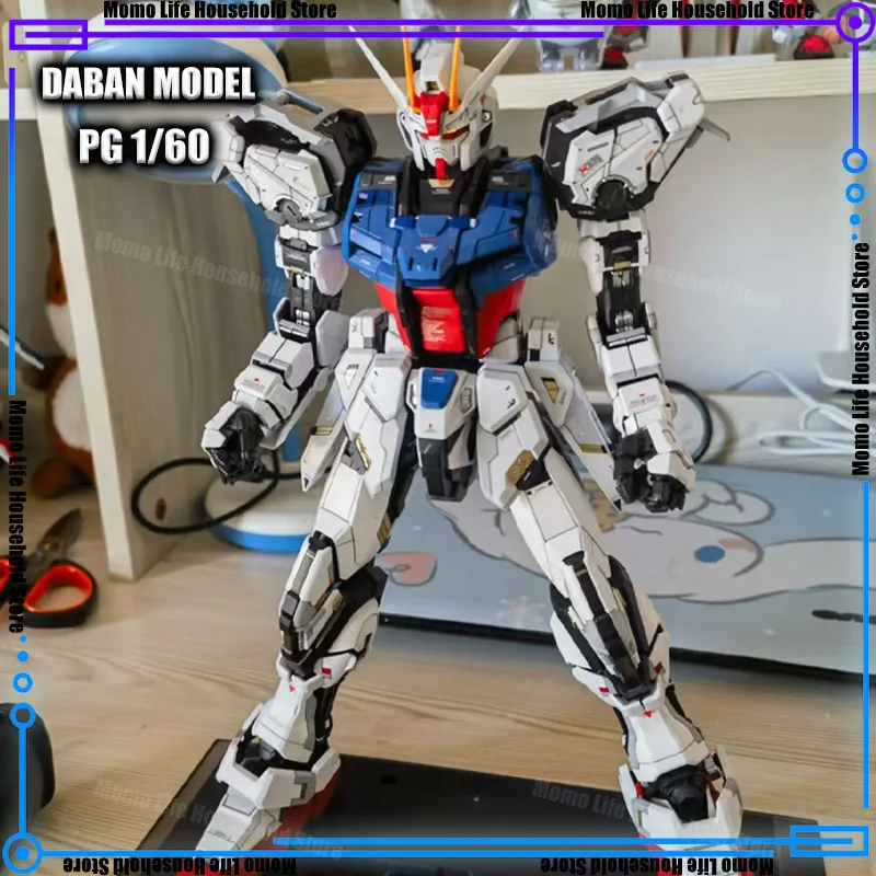 

In Stock Daban PG 1/60 Gat-X105 Strike Assembly Model Kits Plastic Skeleton Anime Action Figure Robot Plastic Model Gifts Toys
