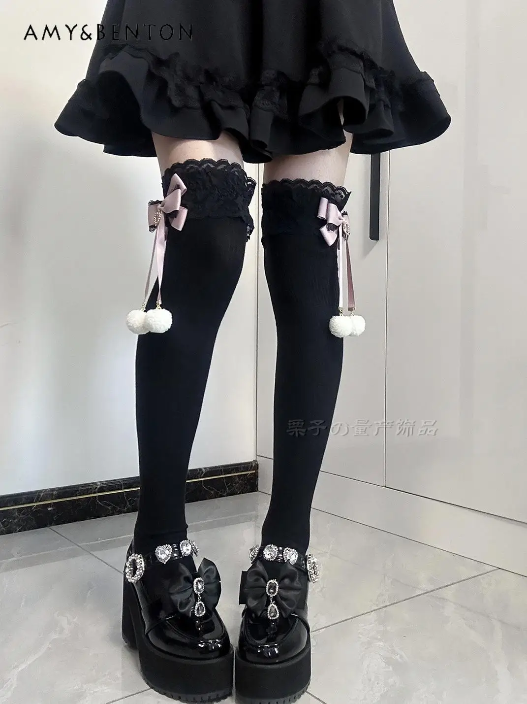 

Japanese Mine Series Mass-produced Long Tube Hairball Bow Thigh High Socks Lolita Knee High Socks Lace Stockings JK Girl Socks