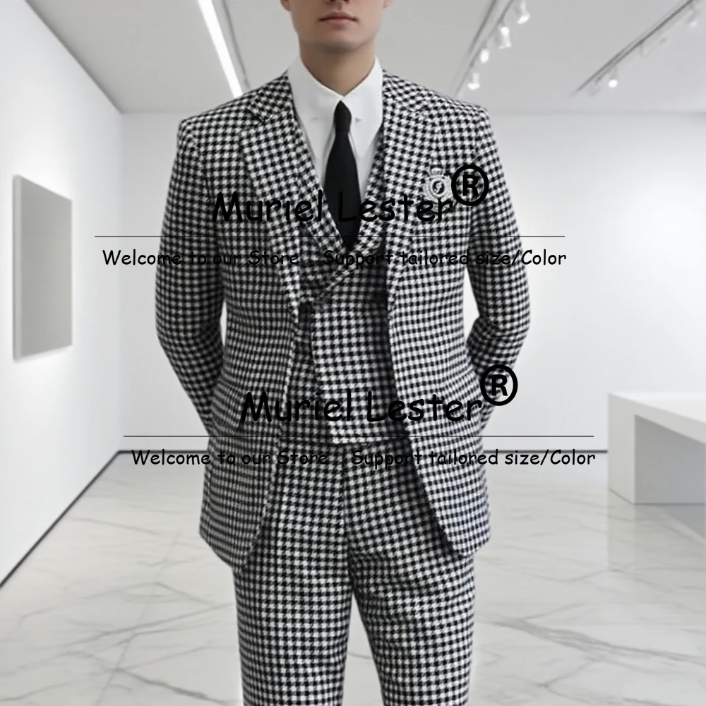 

Мужские костюмы в клетку в британском стиле, комплекты из 3-х предметов, приталенные свадебные смокинги с зубчатыми лацканами для жениха, мужские пиджаки для банкета и вечеринки по индивидуальному заказу