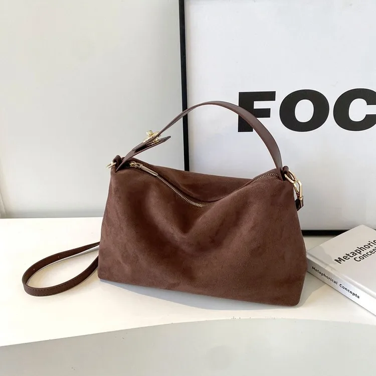 Korean version retro matte handbag underarm bag women's spring new shoulder tote bag versatile suede women's bag