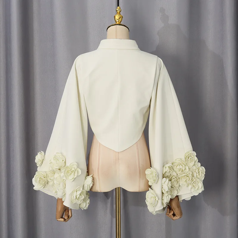 HKSH Women Short Jacket French Style Elegant Fashion Three-dimensional Flowers Design Patchwork Wide Flared Sleeves Coat HK28178