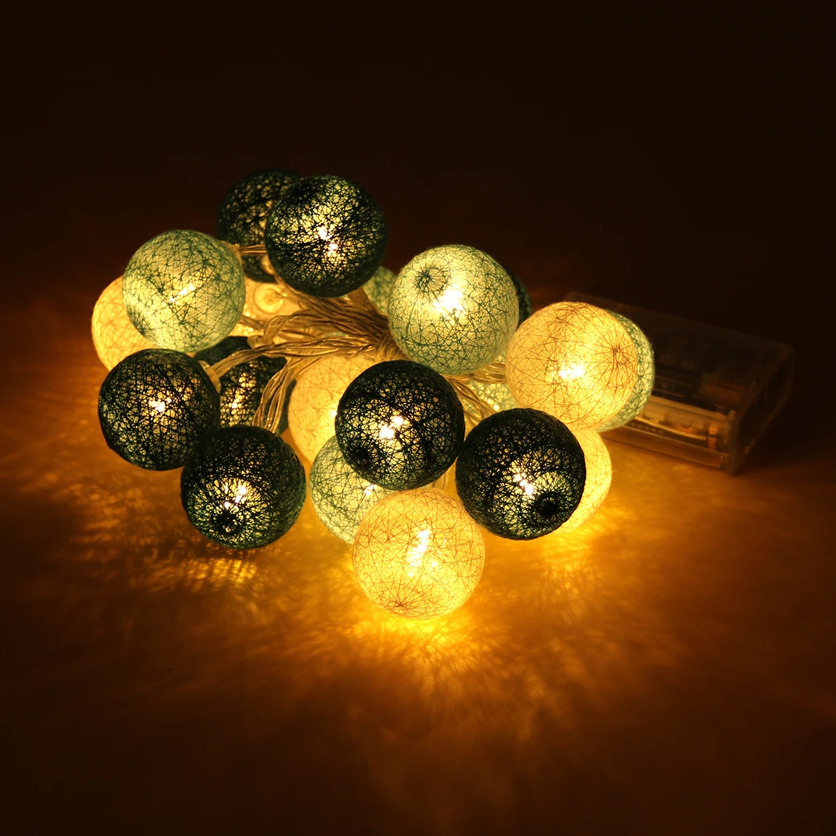 

20pcs String Light with Yarn Ball Shaped Lights 2.2m Christmas Light Strip Powered Party Garden Patio Rope Lights Decora
