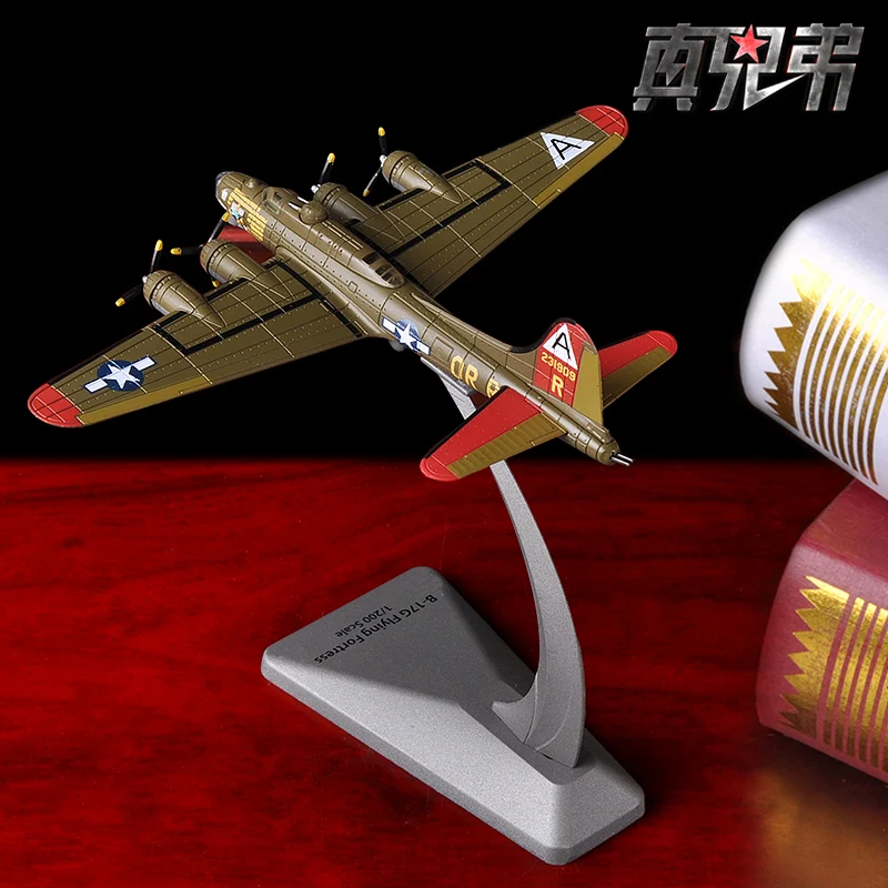 1: 200 Flying Fortress B17 Bomber Model Crafts Decoration Living Room Bar Desk Study Room Entrance Decoration Children's Gift