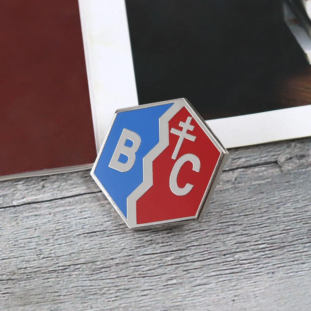 Anime Girls und Panzer Emaille-Pins Kuromorimine & BC Freedom Academy Schulemblem Abzeichen Metallbrosche Cosplay Schmuck Geschenk für F – Detail 8