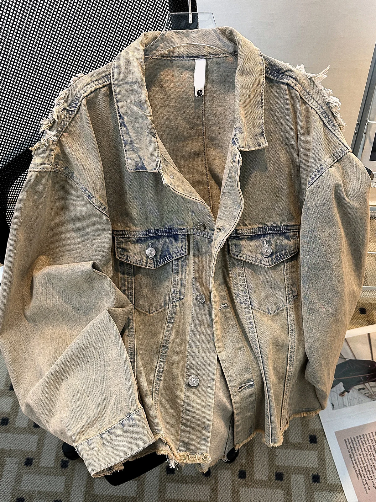 

Autumn Men's Ripped Denim Jacket Lapel Long Sleeved Retro Washed Jackets American Casual Fashion Streetwear Loose Coat