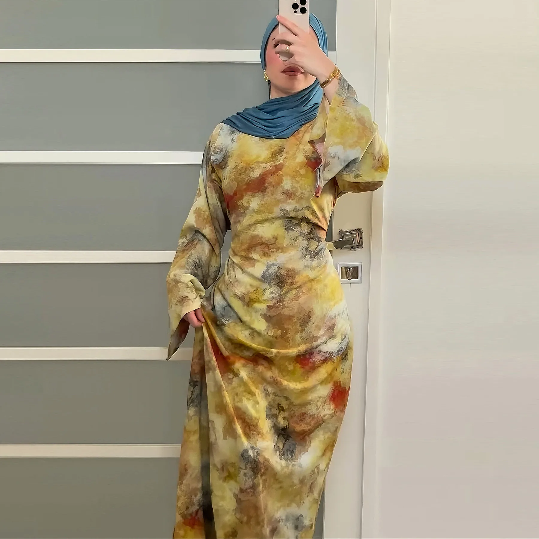 أحدث أزياء إسلامية أنيقة عباية عصرية إسلامية فساتين متواضعة للنساء مطبوعة عباية مغلقة رداء إسلامي تقليدي رائج