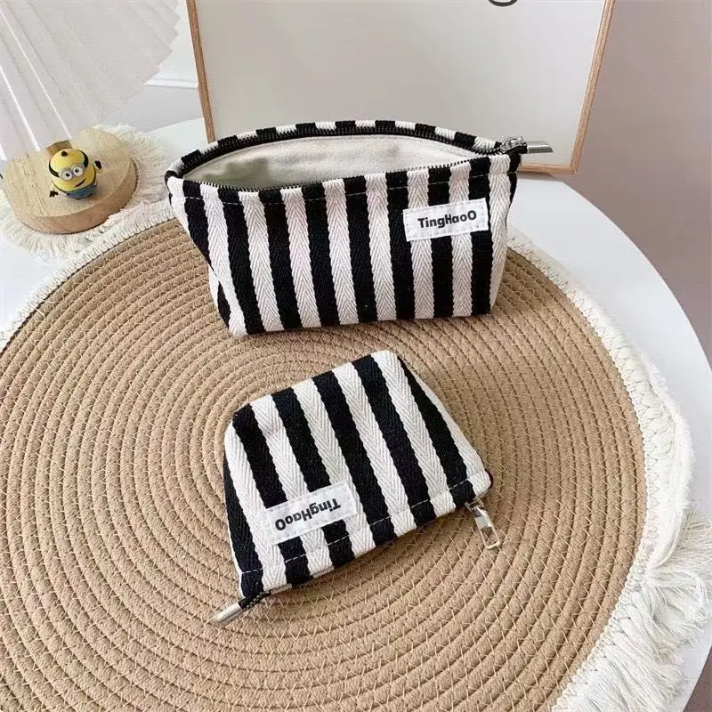 Storage Pouch Striped Cosmetic Bag Fabric Makeup Bag Lightweight Cosmetic Case For Commutes Lipstick Storage Persal Use