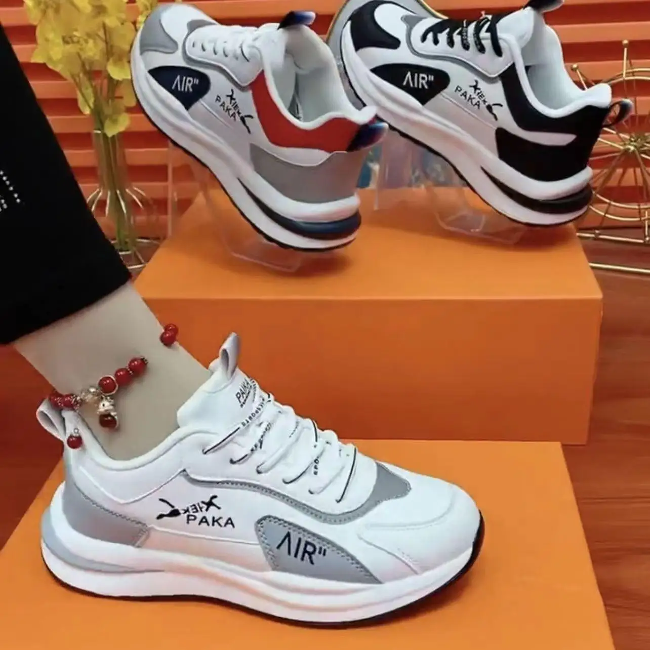 

Couples Lightweight Breathable Sports Shoes Casual Dad Sneakers Men's Leather Upper Outdoor Leisure round Toe Striped Pattern