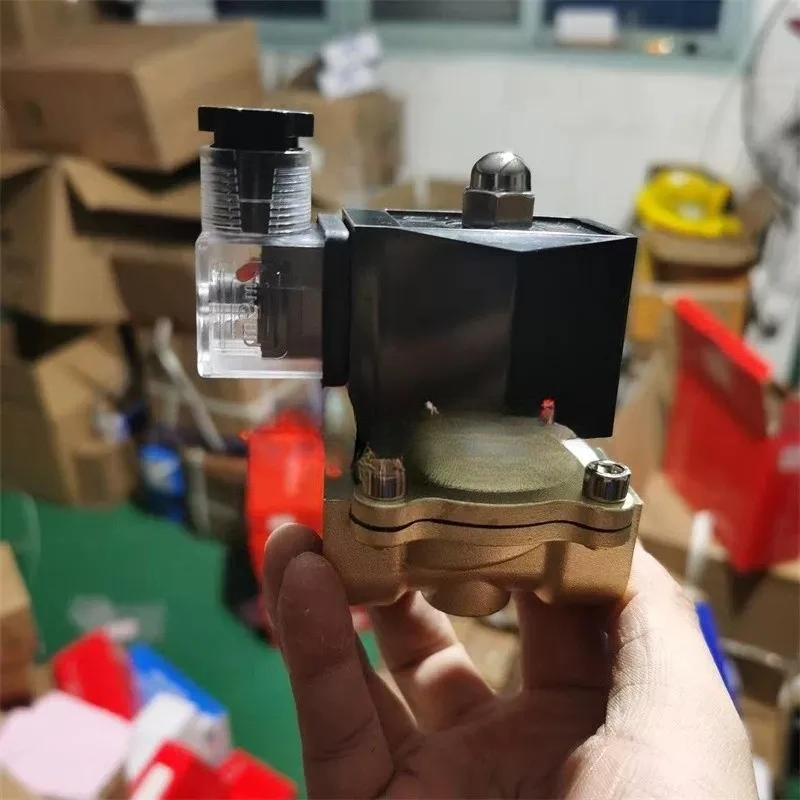2026 Trap solenoid valve ADK11-15A ADK11-20A 25A two-way normally closed copper body valve