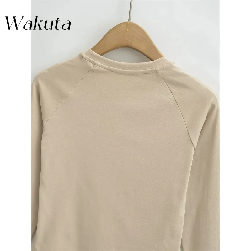 WAKUTA American Classic Round Neck Plunge Long Sleeve Bottom Shirt Casual Stretch Slim Solid Color Hem Curved Tees Pro Choice image 3
