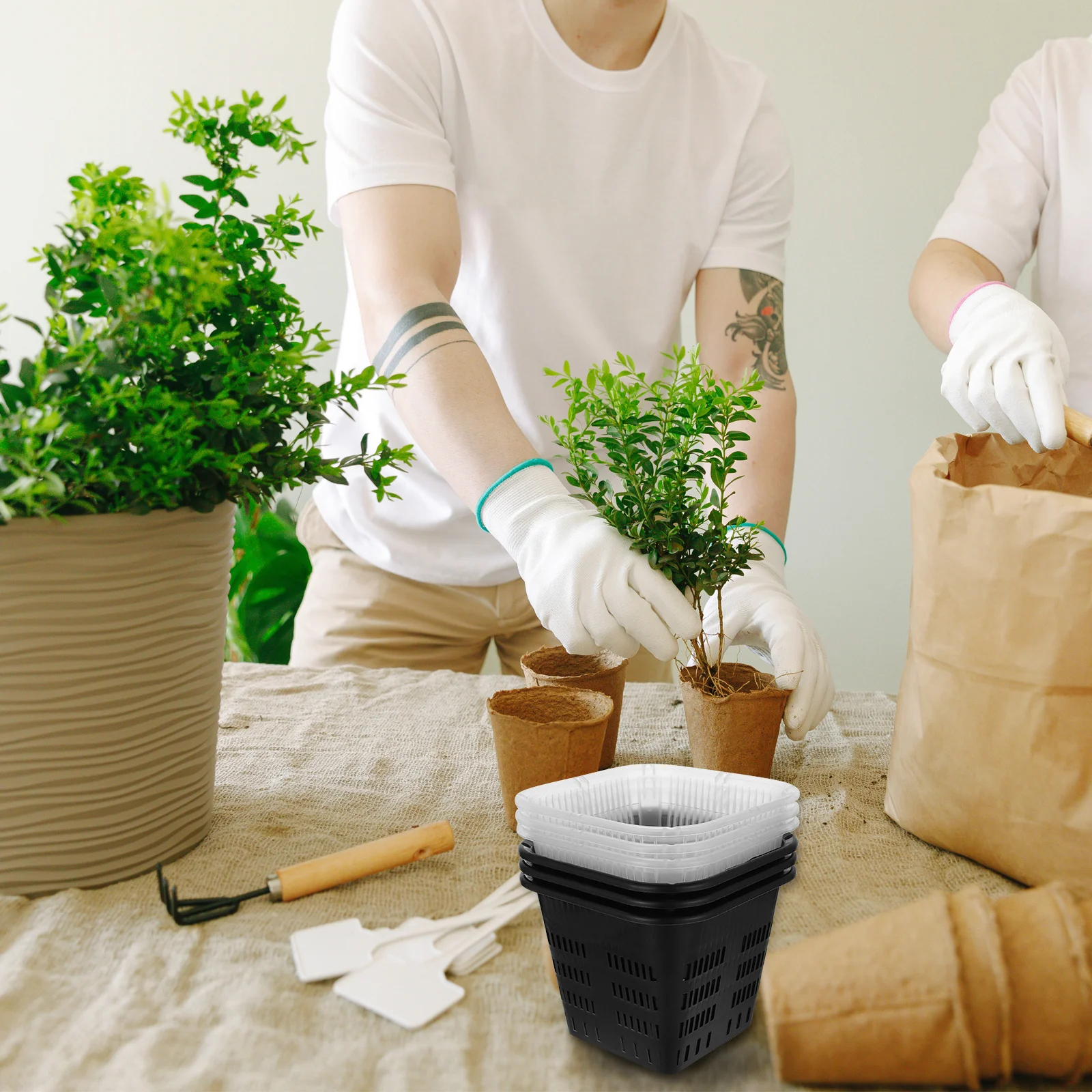 

6Pcs Root Control Flower Planting Pot Plastic Hollow Breathable Basket for Healthy Plant Growth Plastic Plant Pots