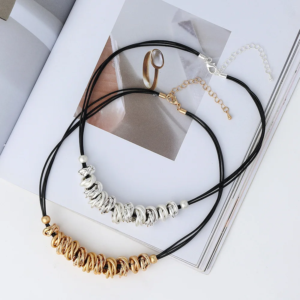 Korean Fashion Neck Chokers Necklace Jewelry for Woman Suspension Chains Vintage Pendants Gothic Accessory 2023 Valentines Day