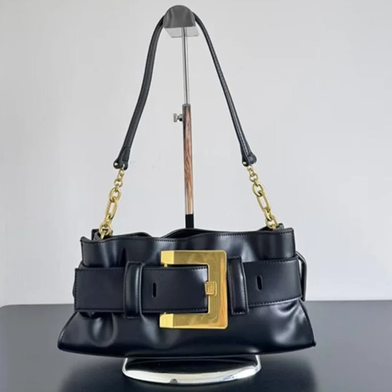 

Новая плиссированная сумка-тоут, модная большая вместительная сумка на плечо, подмышки, брендовый дизайн, трендовая сумка с пряжкой для ремня, мотоциклетная сумка, популярная женская сумка