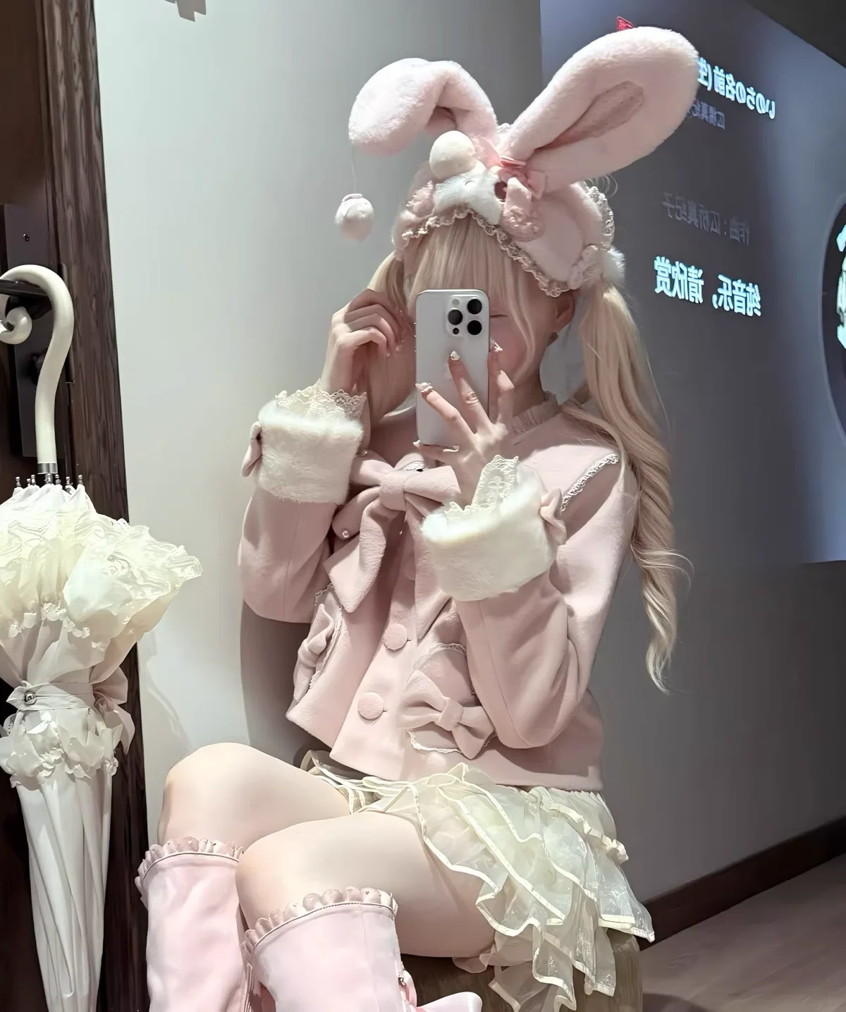 

Japanese Sweet Lolita Short Top College Style Bow Kawaii Plush Spliced Warm Coat Women Spring and Autumn Daily Commuter Jacket