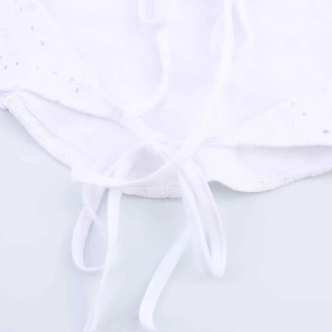 

JNLEAOG Женский укороченный топ с вышивкой и вышивкой, облегающий, с французским шлейфом, из полиэстера без свера, V-Ne ort, длина