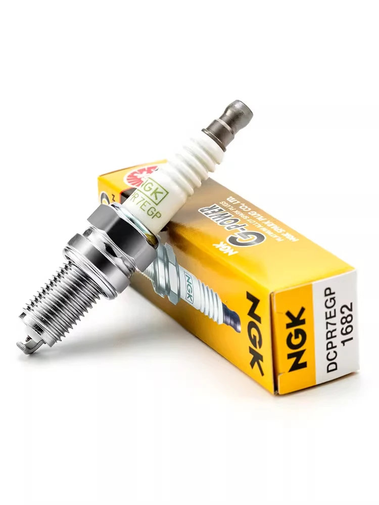NGK Platinum spark plug DCPR7EGP 1682 is suitable for Big Dipper Wave Diloco New Alto New CEO(1PCS)