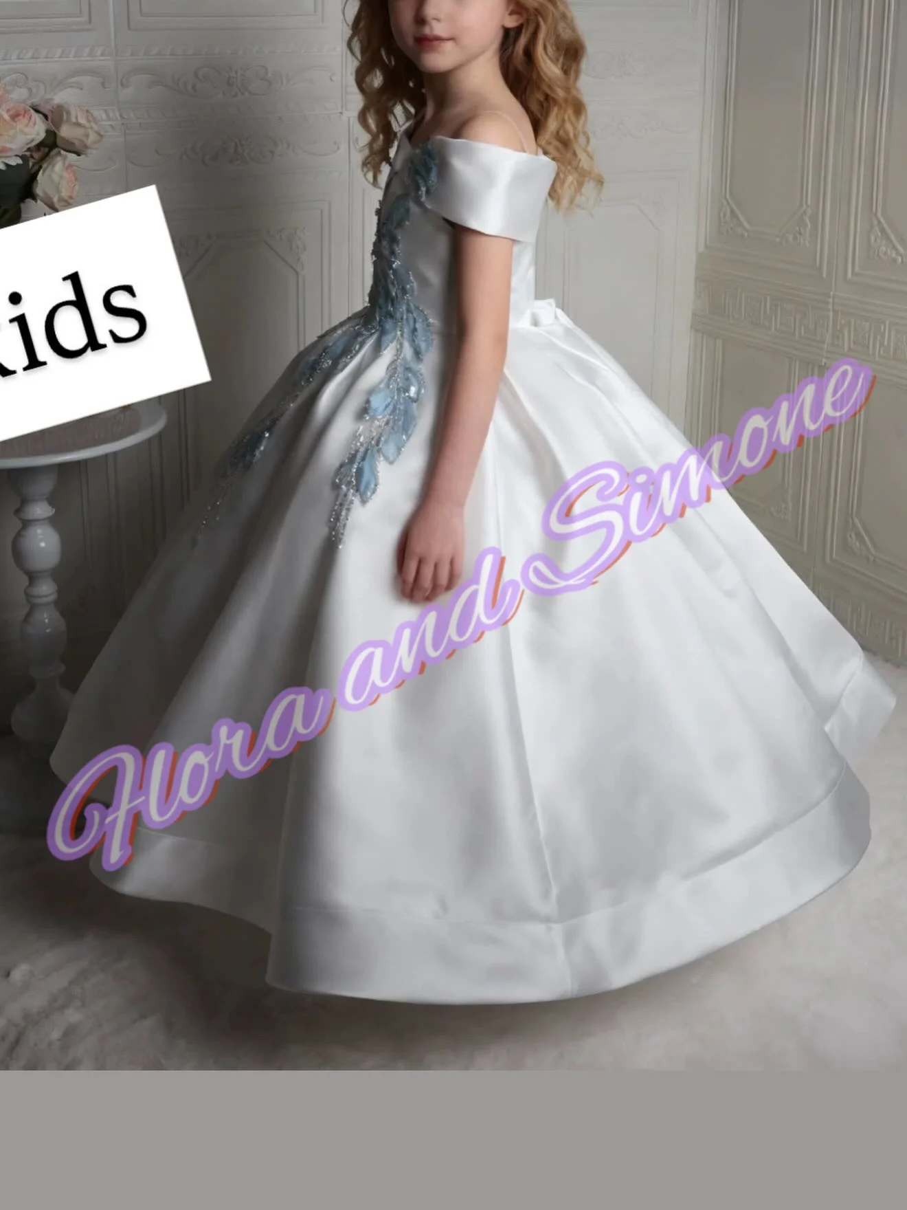 فساتين فتاة الزهور الزرقاء المزينة بحفلات أعياد الميلاد للفتيات الصغيرات مخصصة من الساتان الناعم للأطفال فساتين التواصل الأول #4