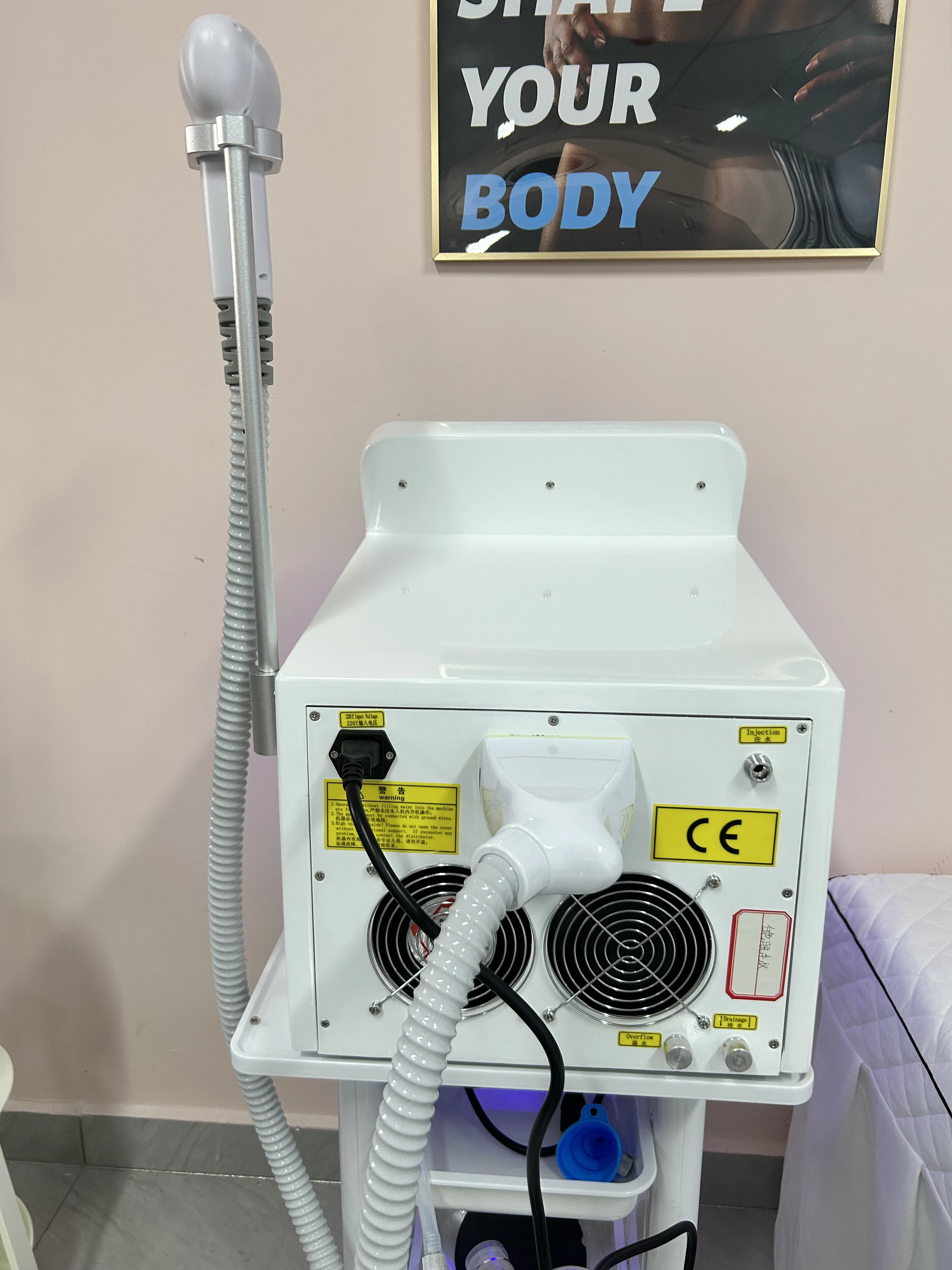 Dispositivo portátil de remoção de pelos a laser de diodo 808nm, máquina de resfriamento de gelo para redução permanente indolor de pelos, clínicas de salão de beleza