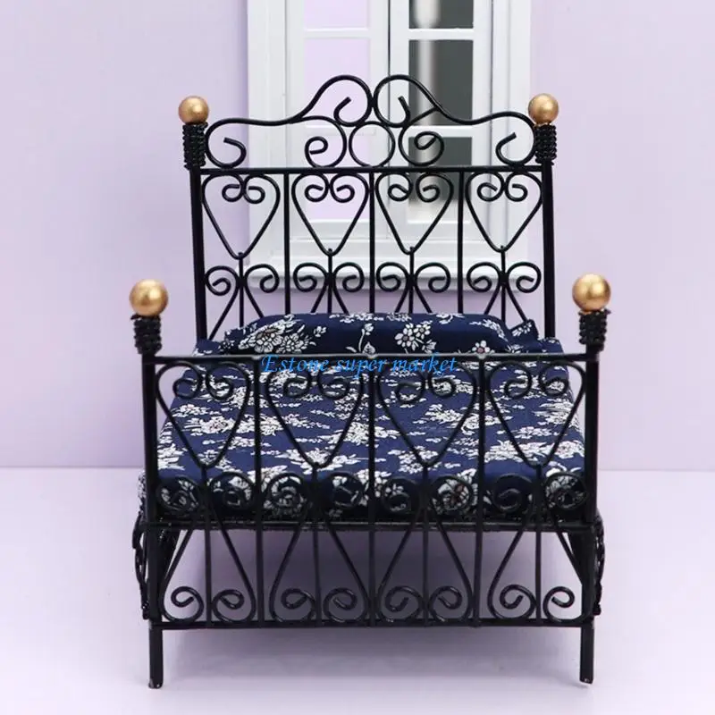 090B Mini Dollhouse Double Bed Children Small Bed Model Toy Furniture Bed Toy Gifts