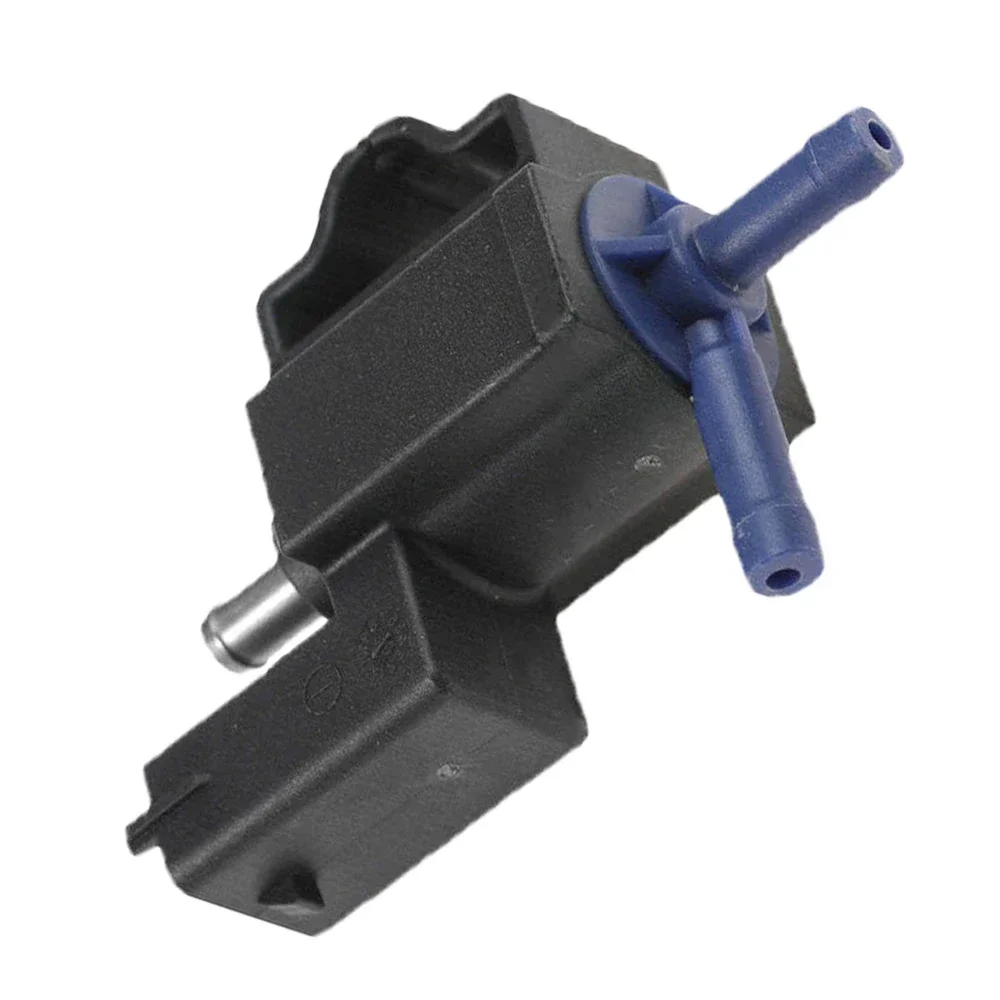 ターボブーストコントロールソレノイドバルブ ジープ レネゲード 1.4L ターボ L4 2015 2016 2017用 04627297 AB
