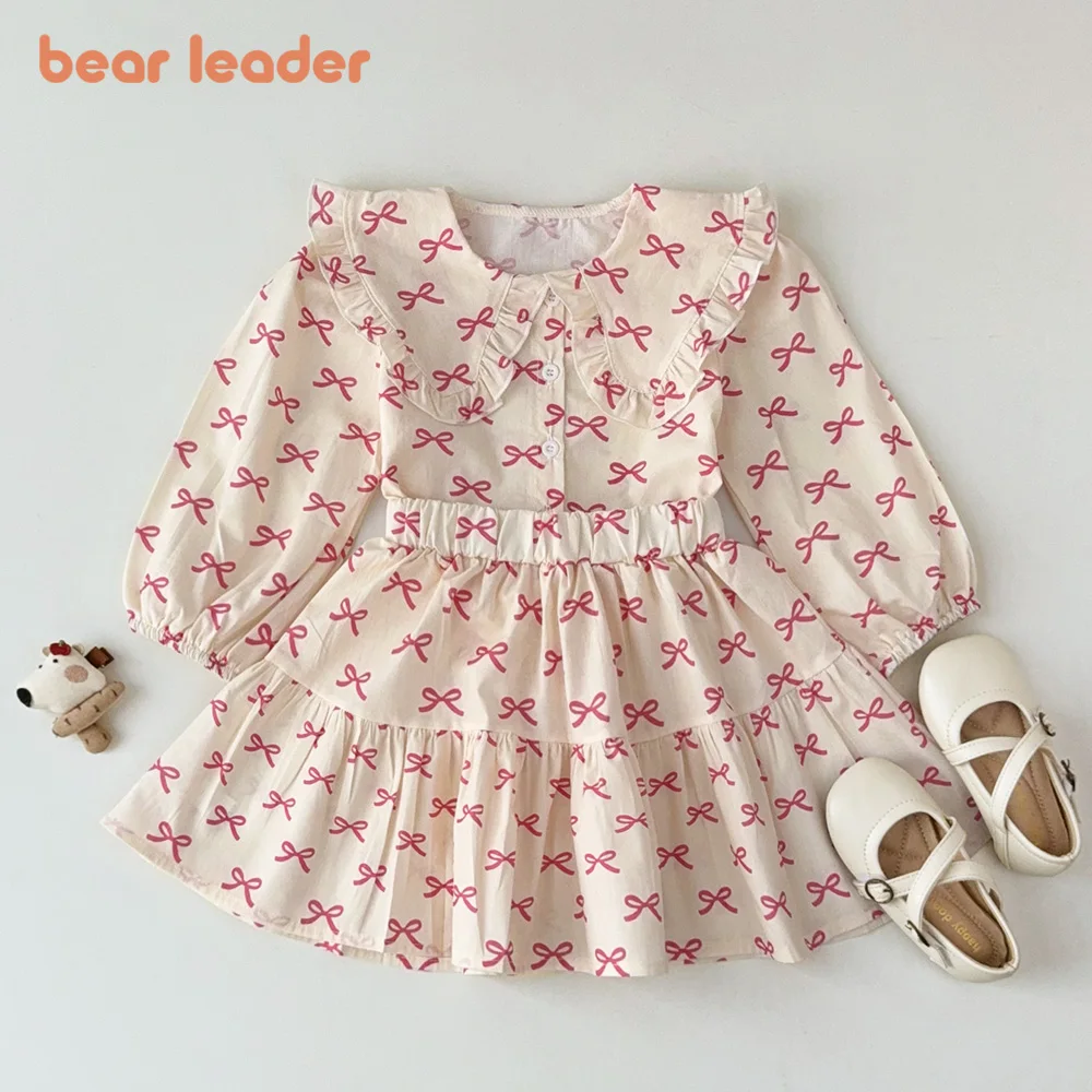 Bear Leader 2024 New Summer Girls' Set Two Piece Bow Full Print Long Sleeved Doll Neck Top Hundred Pleated Short Skirt