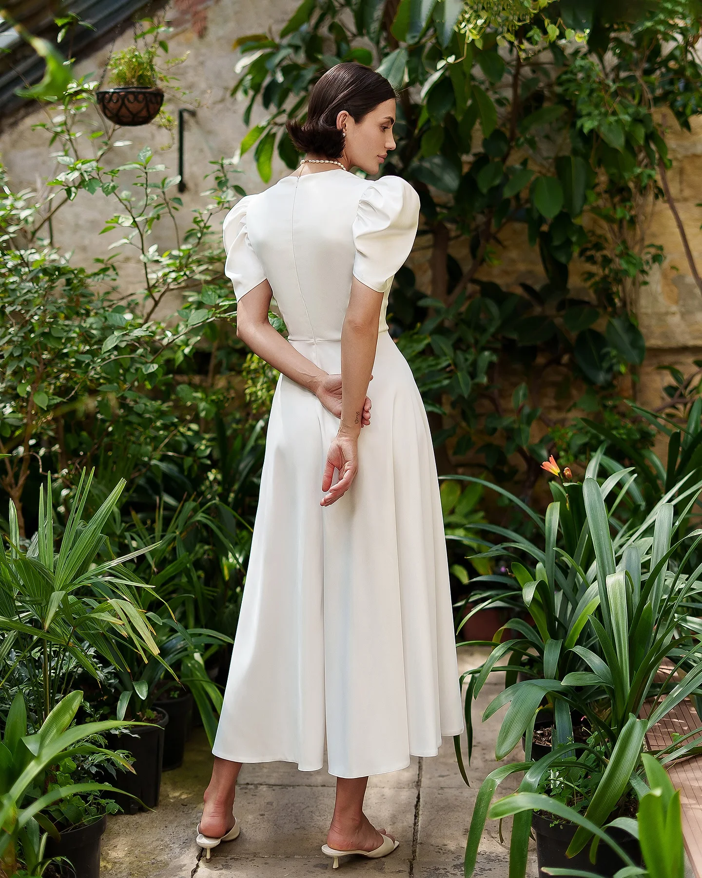 Vestido de noite personalizado, requintado, cetim, decote em v, mangas curtas, vestidos de baile, elegante, linha a, comprimento do chá, zíper, costas, vestidos de festa