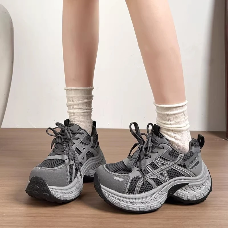

Luxury Designer Women's Mesh Platform Sneakers —Breathable Student Skate Shoes Athletic Shoes Running Shoes and Basketball Shoes