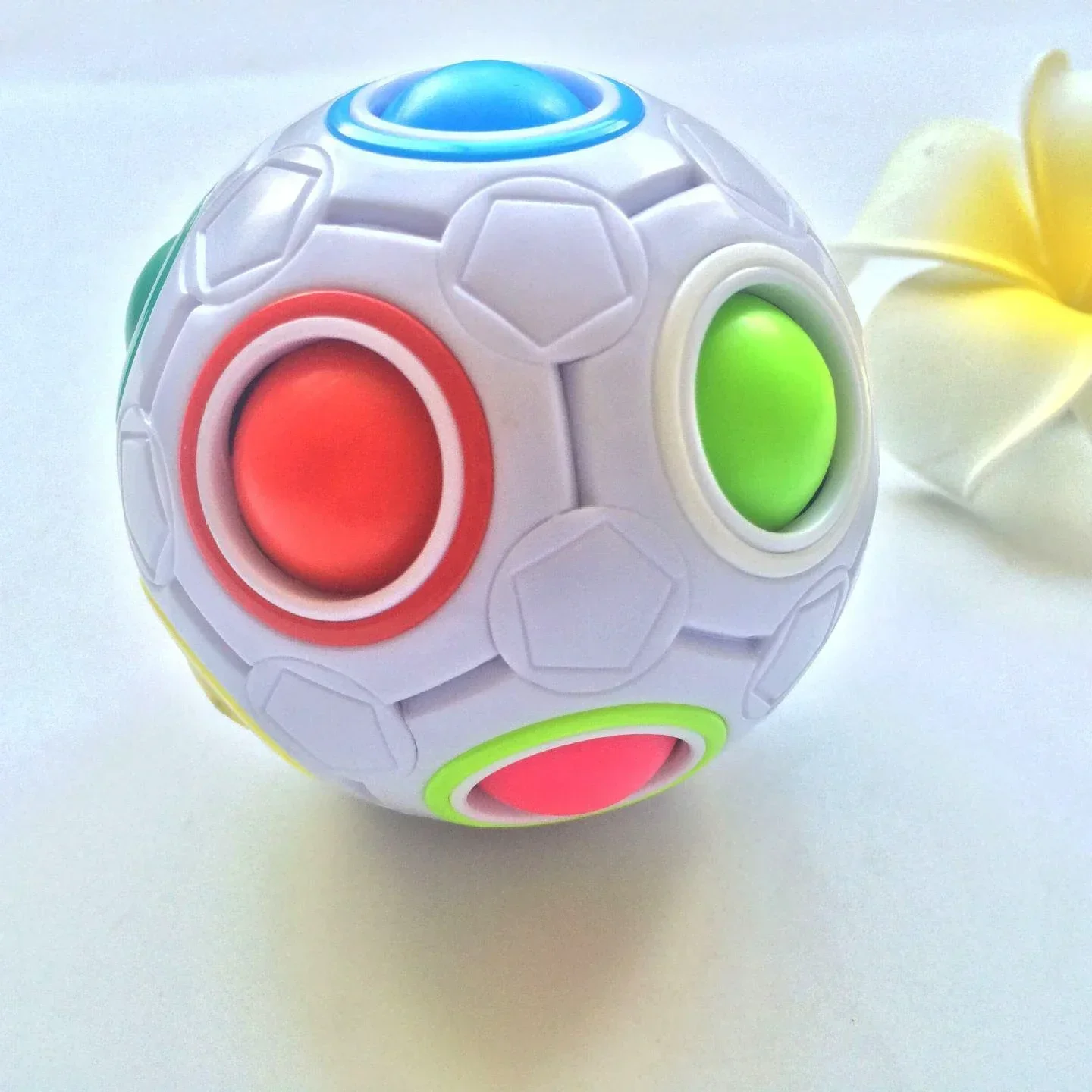 Cube magique créatif, balle anti-stress, presse arc-en-ciel, Puzzle de Football Montessori, jouets pour enfants, jouet anti-stress