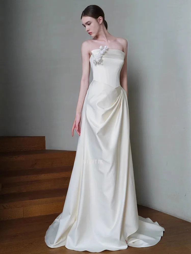 프랑스 스타일 긴 파티 웨딩 드레스 여성 라이트 럭셔리 새틴 Strapless Appliques a 라인 저녁 파티 드레스 연회 가운