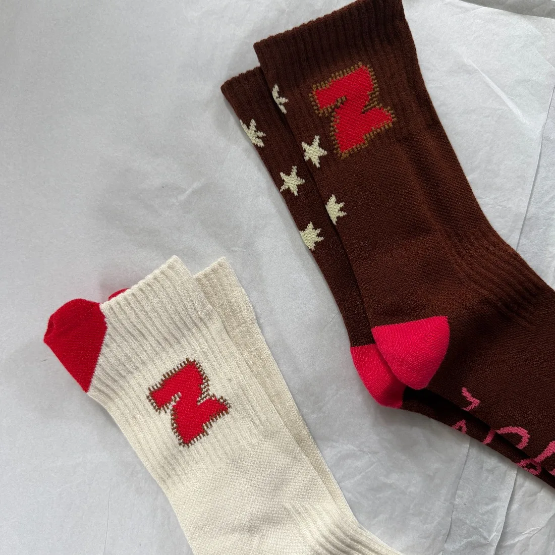 Alex Zono Running Embroidery Jacquard Fun Running Sports Stretch Medium Stockings
